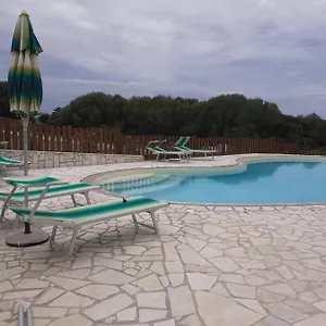 Gli Olivastri Con Piscina,solarium, Vista Mare ,sole -mare E Tanta Natura ,climatizzatore,wifi , Aglientu Italien